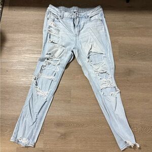 American Eagle Outfitters Light Blue Distressed Skinny Jeans